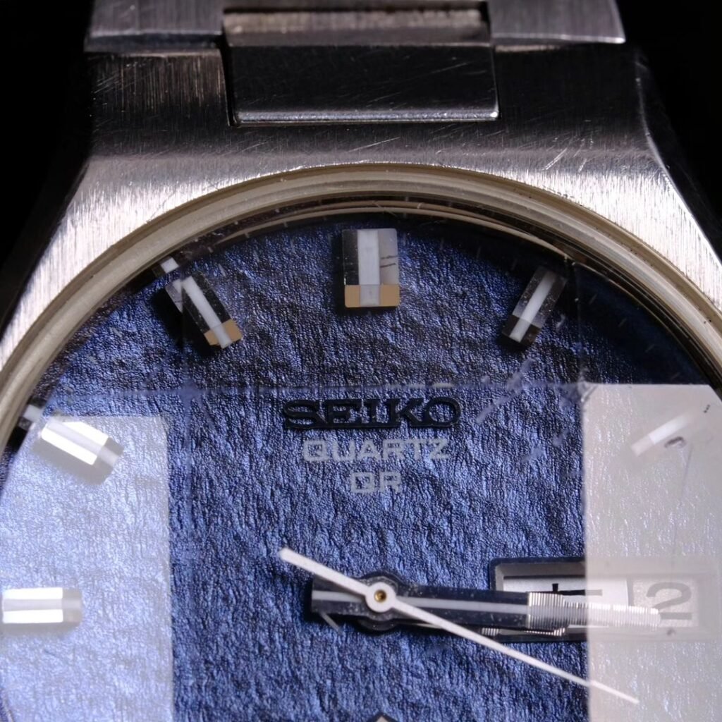 Seiko Quartz QR 3863 - 8000 Purple snow dial from March 1974 - Seiko ...
